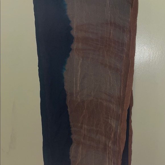 Elegant Blue and Pink Scarf - Picture 5 of 7